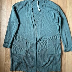Lululemon cardigan women size L